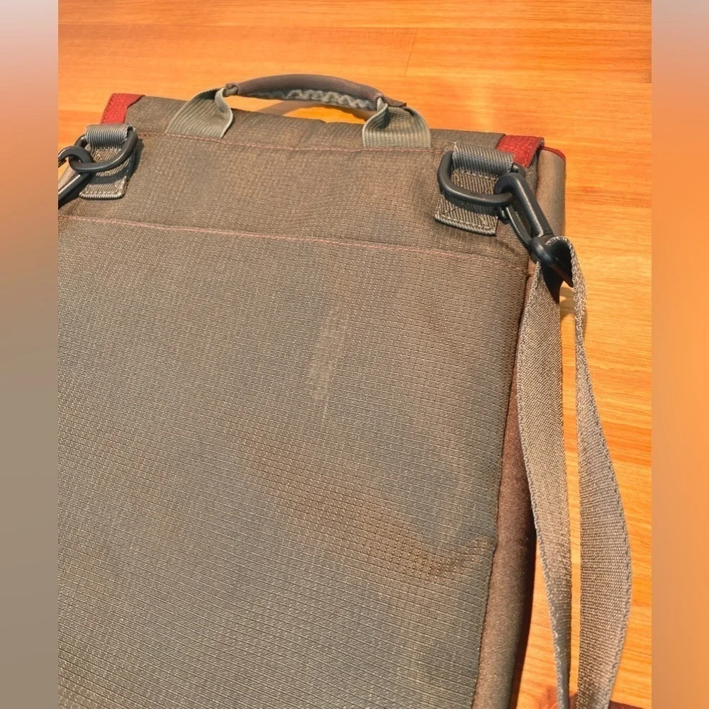 Keen Hybrid Transport Laptop Crossbody Bag Commuting Travel Adjustable Office